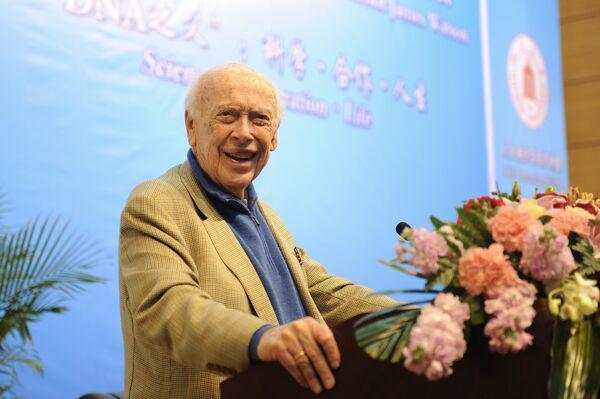 “DNA之父”去世！千余字论文解开人类遗传学秘密告诉中国学生：清楚自己的目标方向(图1)