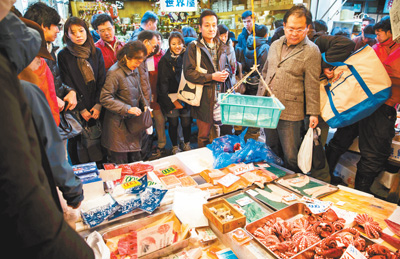 新华视点·第八届进博会｜从进博会热门爆款看未来生活新图景(图1)