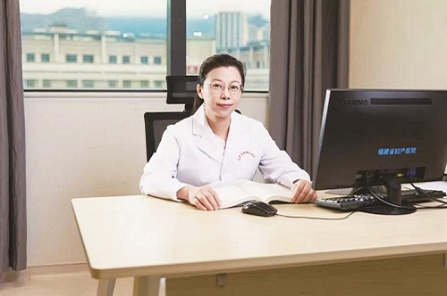 在基因迷宫中她守住下一声啼哭(图1)