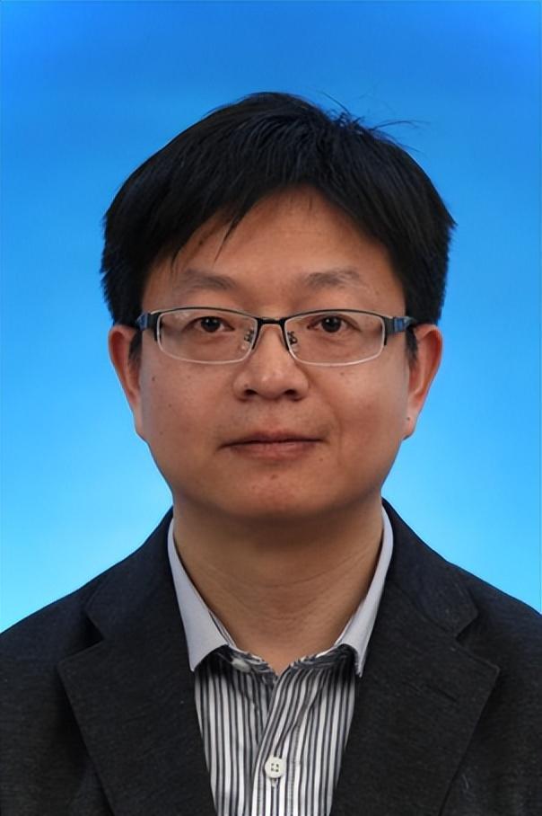 上海市委书记出席！这一大会上华理教授获评“先进”！(图3)